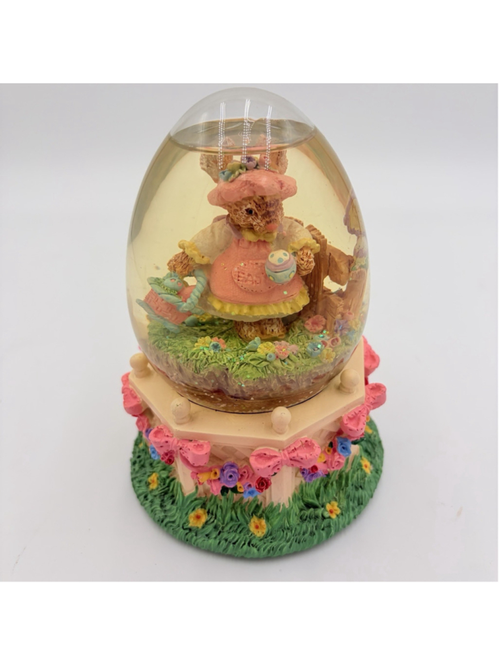 Vintage Mercuries USA 1993 Easter Bunny Egg Musical Snow Globe